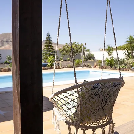 Sosha - Carpe Mundi La Oliva